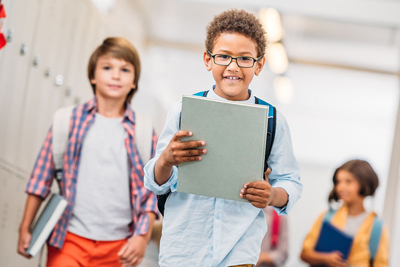Mitteldeutsches Lerninstitut Schülerhilfe Schüler bekommen Schülerhilfe beim Mitteldeutschen Lerninstitut